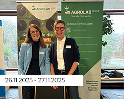 Xhoana Lang und Barbara Maier mit Rollups Bayerische Wassertage